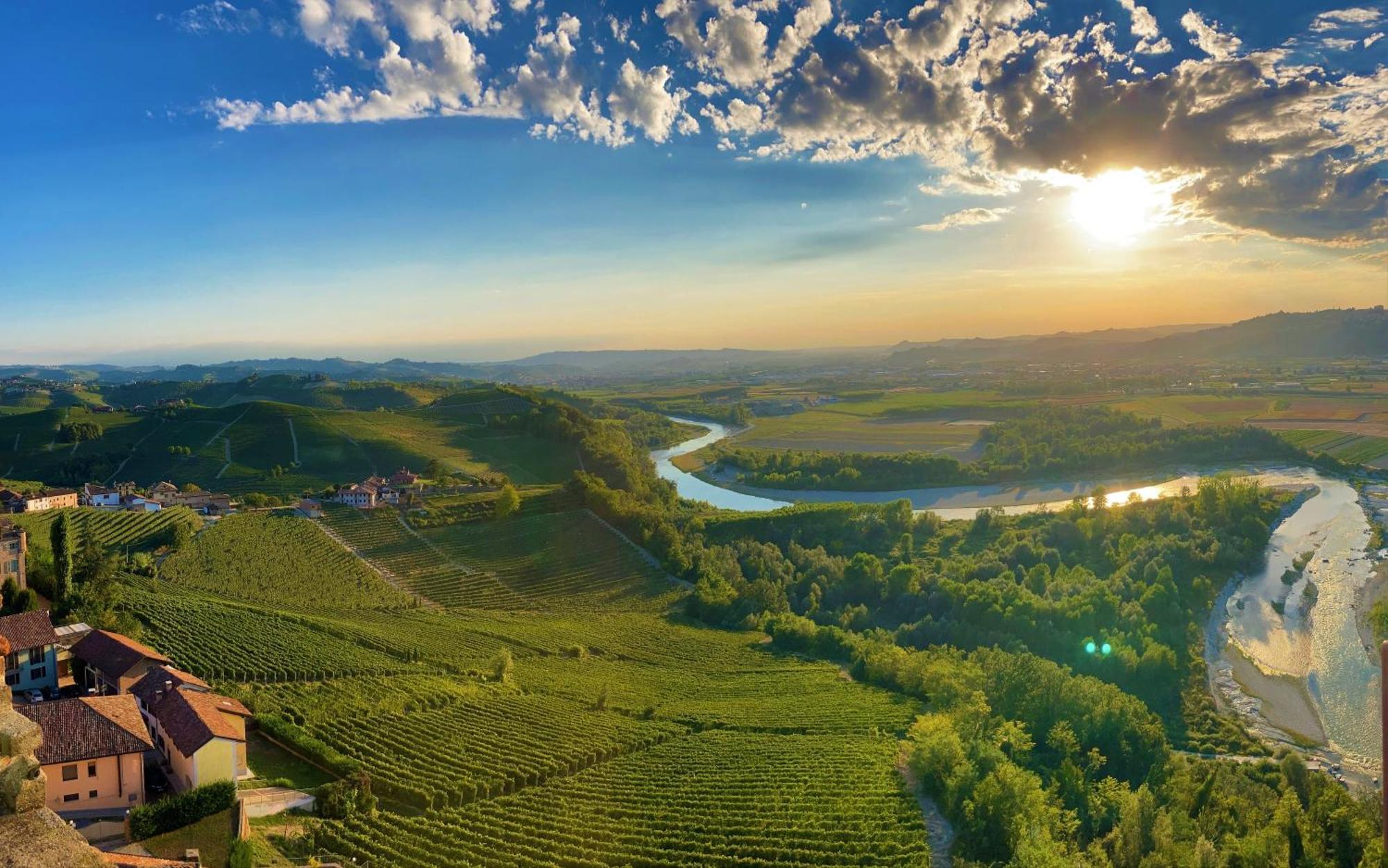 Ca Trifolera Barbaresco: Romantic Wine Estate in Langhe Exterior photo